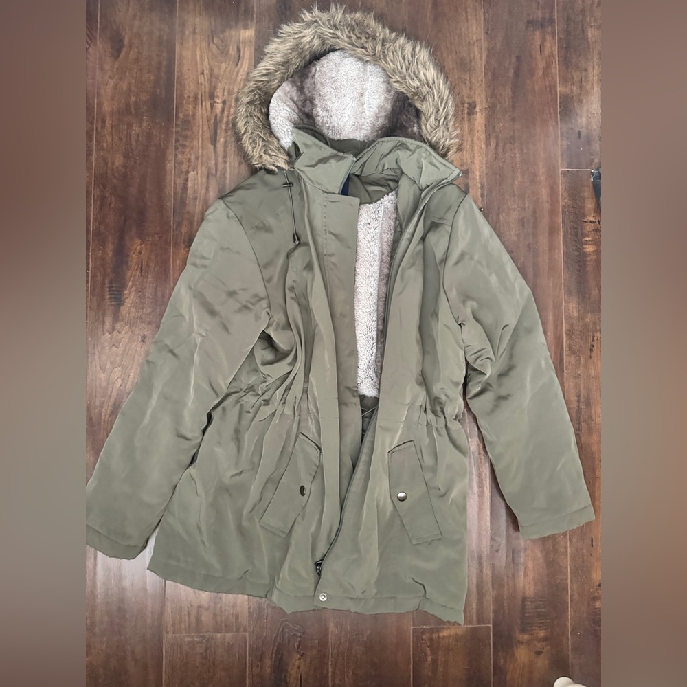 Army Green jacket with faux fur lining